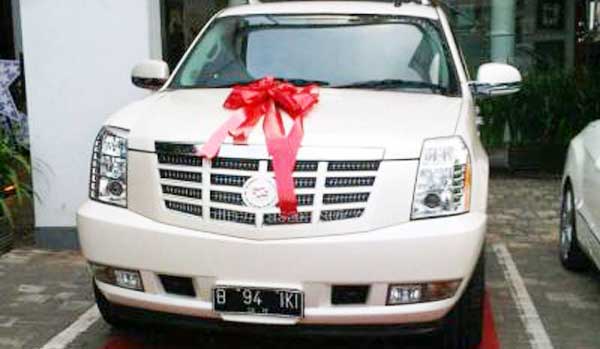 Pesta Ulang Tahun Mewah Dan Kado Seharga Milayaran Rupiah